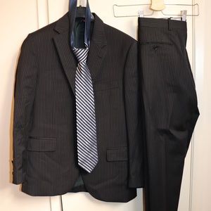 Tommy Hilfiger suit